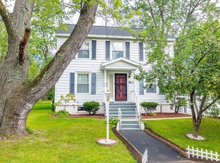 1106 Van Antwerp Rd, Niskayuna, NY 12309
