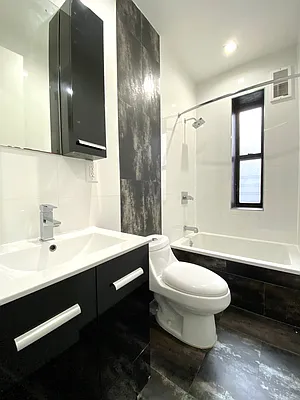 Rented by Bohemia Realty Group | media 23