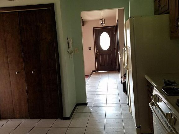 4th image of 9223 Schafer Dr