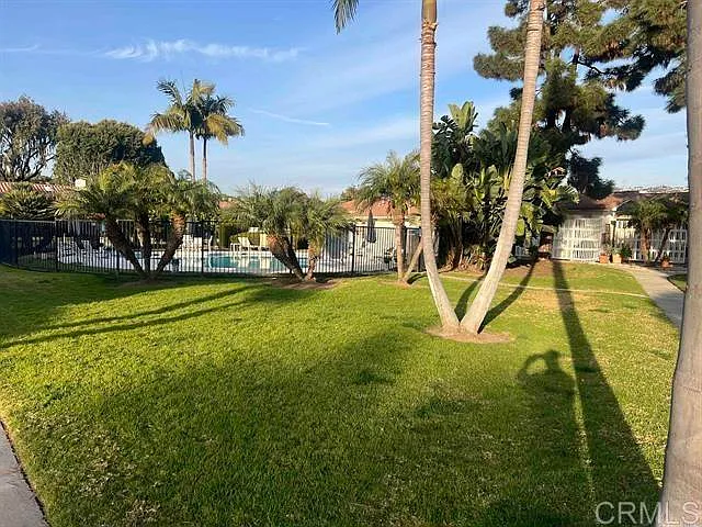 7061 Estrella De Mar Rd #66 — Photo 16