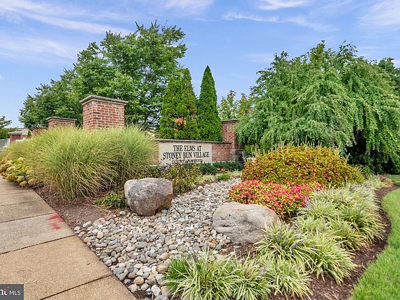 5th image of 1712 Fieldstone Ct