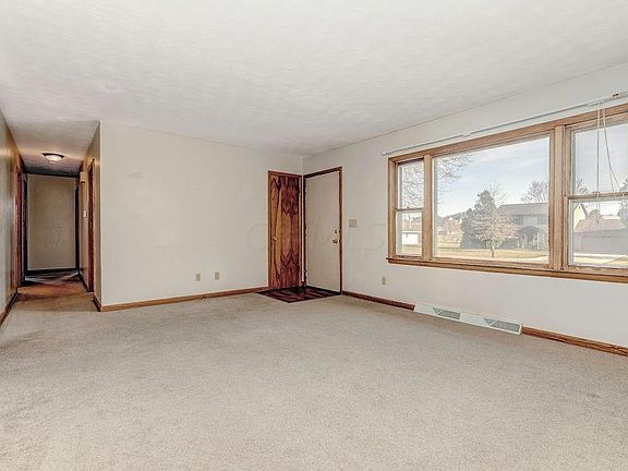 4th image of 514 Earl Dr