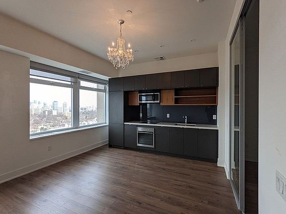 4th image of 111 Saint Clair Ave W #1625