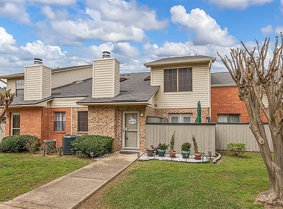2nd image of 3636 Greenacres Dr #97