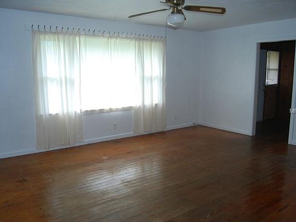 4th image of 119 S Westwood Ave