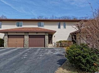 43 Velina Dr, Albany, NY 12203