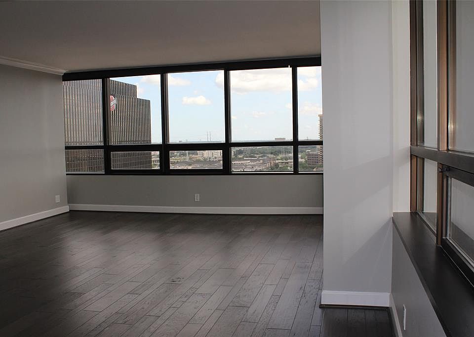 1st image of 5150 Hidalgo St Unit 1806