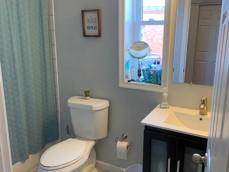 839 N 24th St #3 — Photo 10