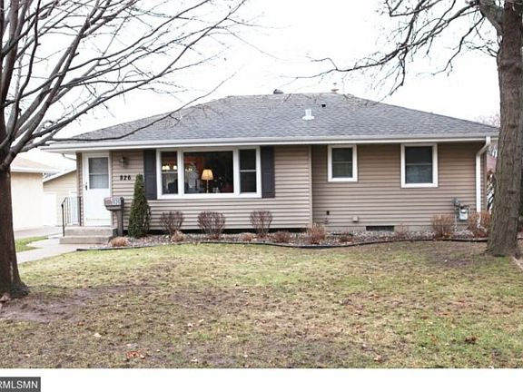 3rd image of 826 21st Ave N