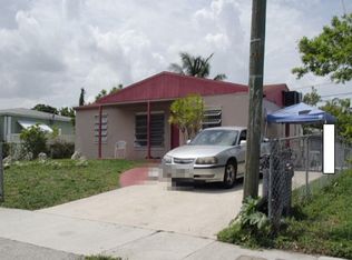 2911 NW 6th Ct, Pompano Beach, FL 33069