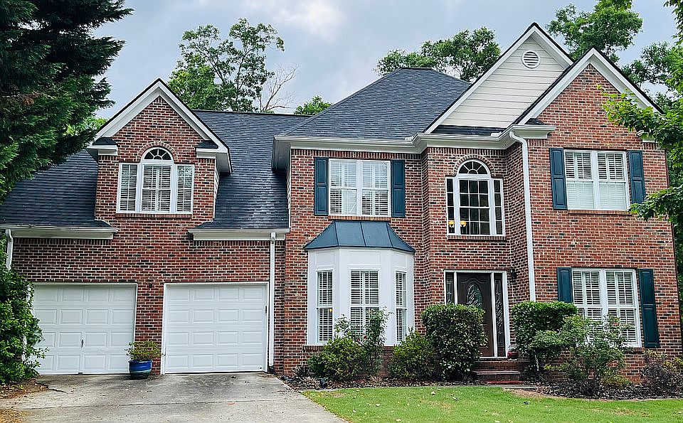 1st image of 383 Thorntree Ct