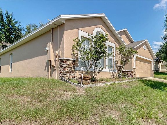 2nd image of 917 Jayhil Dr