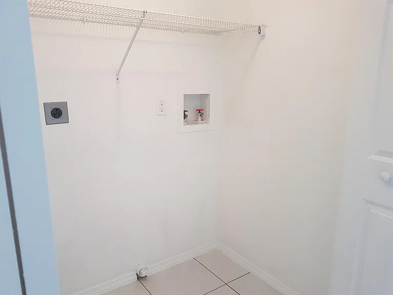 125 Beaty Ct #125 — Photo 5