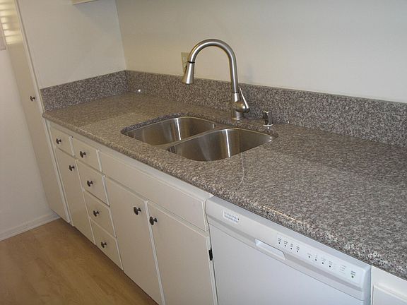 2nd image of 938 3rd St #311