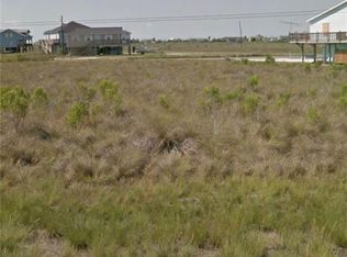 229 Forest Oak Ln, Rockport, TX 78382