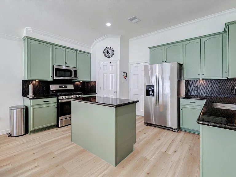 2706 Ridgeglen Ln — Photo 6