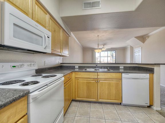 3rd image of 19777 N 76th St APT 1136