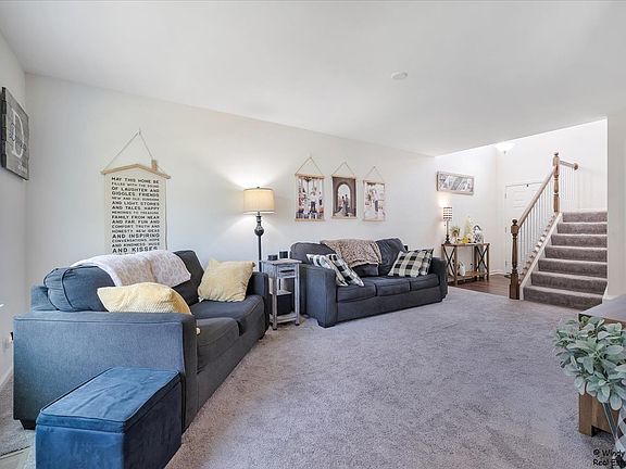 3rd image of 245 Wildmeadow Ln