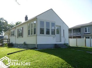 1621 S Central Ave, Burlington, IA 52601