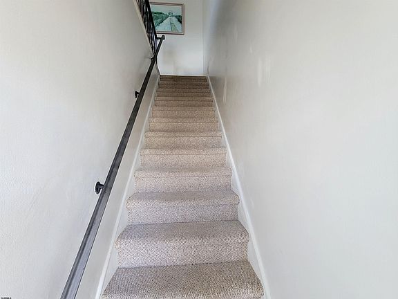 3rd image of 3567 Bay Ave #3567