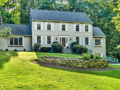 8 Sarsenstone Way, Southborough, MA, 01772