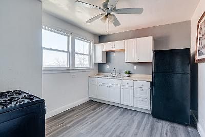4th image of 3025 Gilbert Ave #4