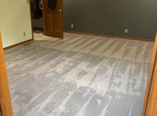 3501 Gregory Farm Vlg, Rochester, IN 46975