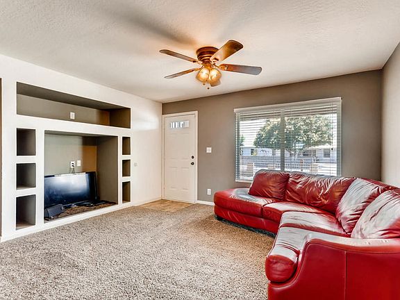 2nd image of 4942 W Palm Ln