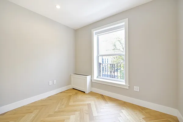 Rented by Akelius Real Estate Management | media 12