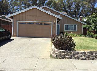 313 Falcon Dr, Vallejo, CA 94589