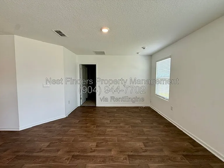 448 Orellana Rd — Photo 10