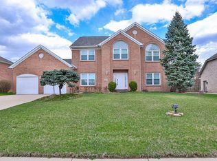 866 Arborrun Dr, Cincinnati, OH 45233