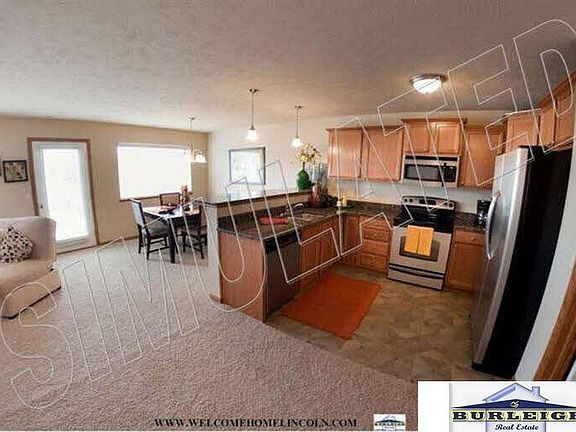 4th image of 6025 Laroche Dr
