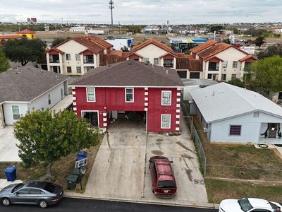 105 Valladolid Ave, Laredo, TX, 78046