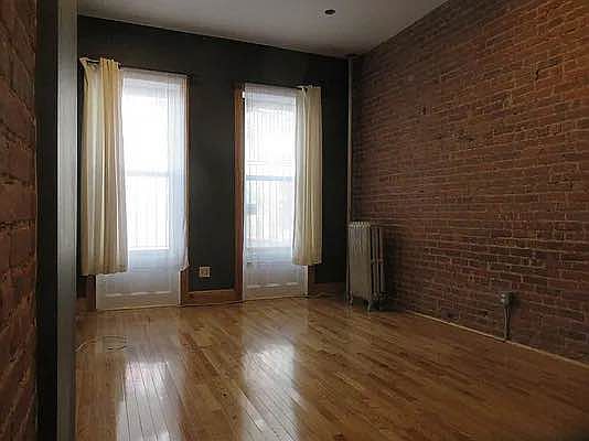 1st image of 796 Park Pl #2