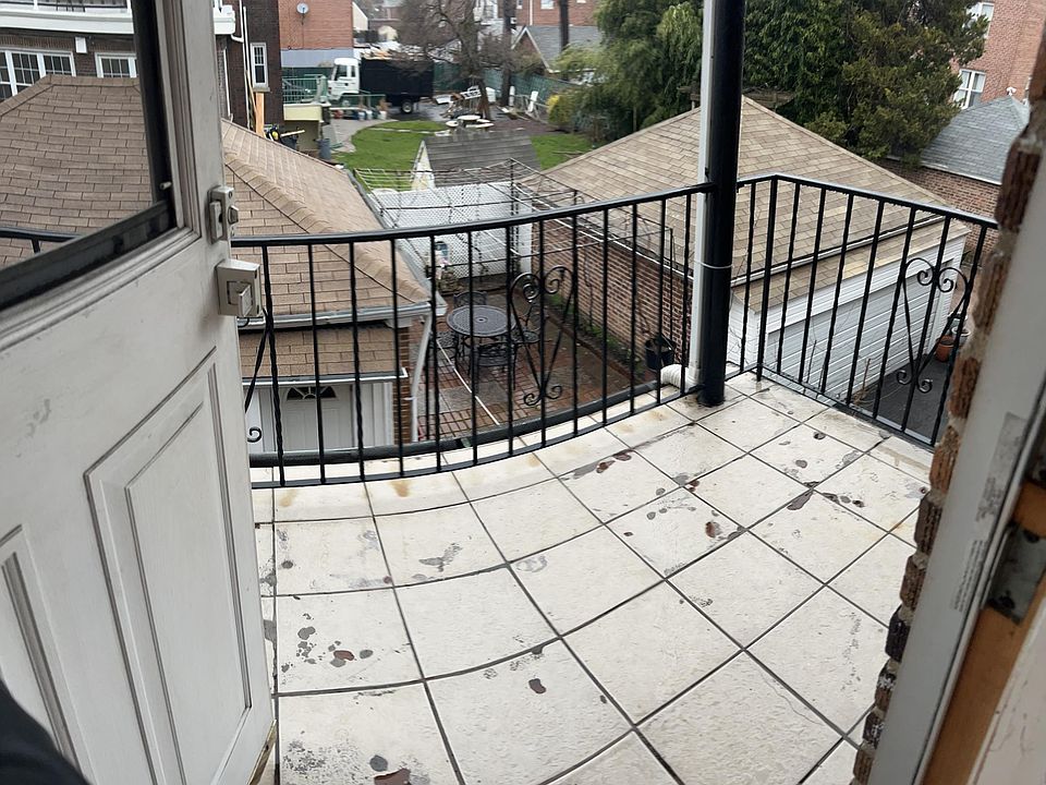 1st image of 1127 Waring Ave Floor 2