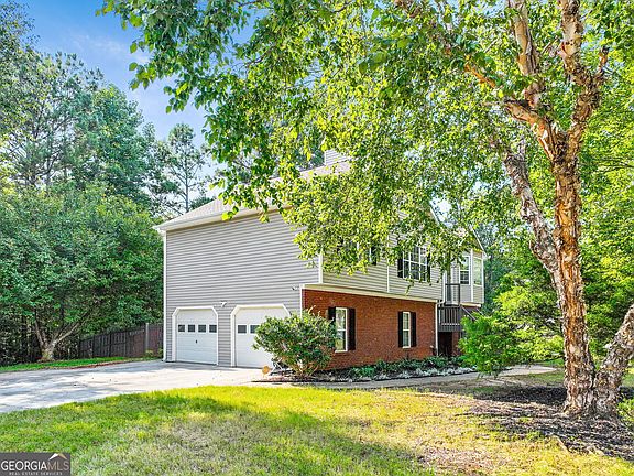 3rd image of 3415 Laurel Springs Cv