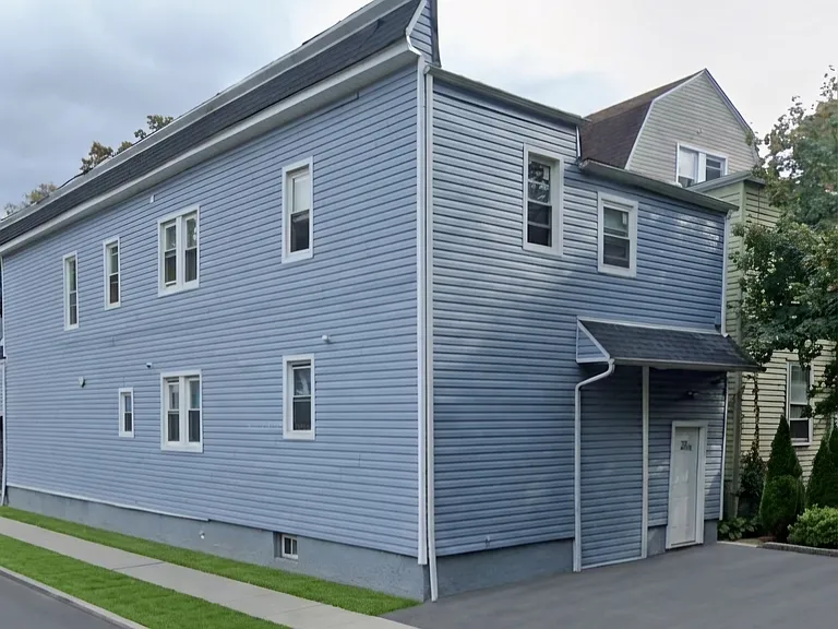 275 Halsted St #2 — Photo 2