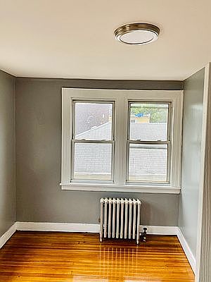 4th image of 147-29 Ferndale Ave #2