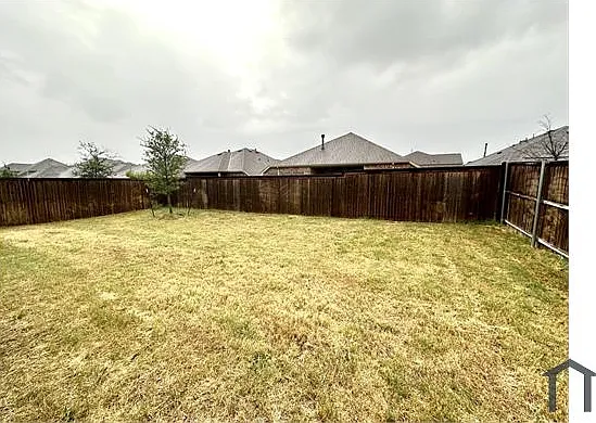 6133 Hightower St — Photo 11