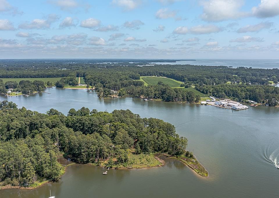 1st image of 459 Harpers Creek Dr