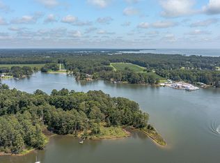 459 Harpers Creek Dr, White Stone, VA 22578