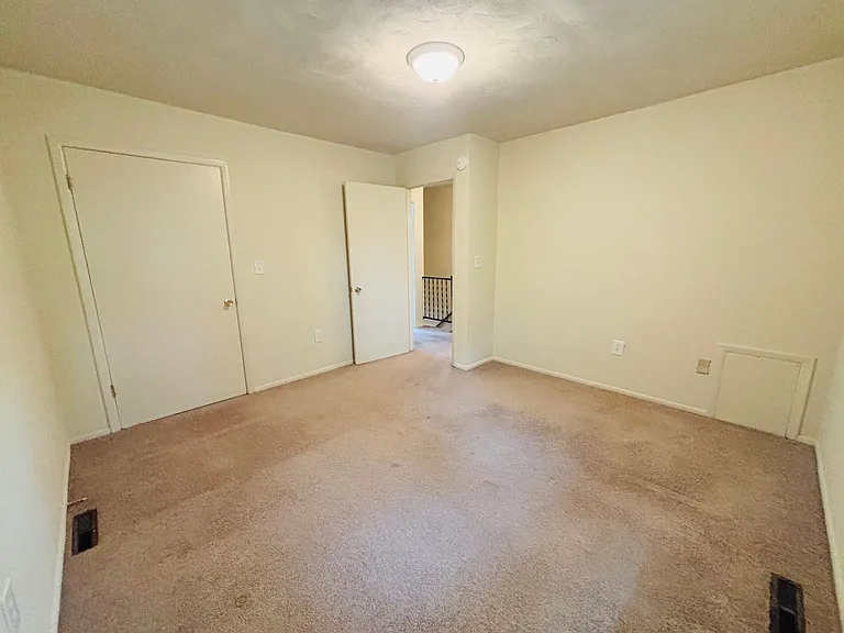 357 New Kent Rd — Photo 16