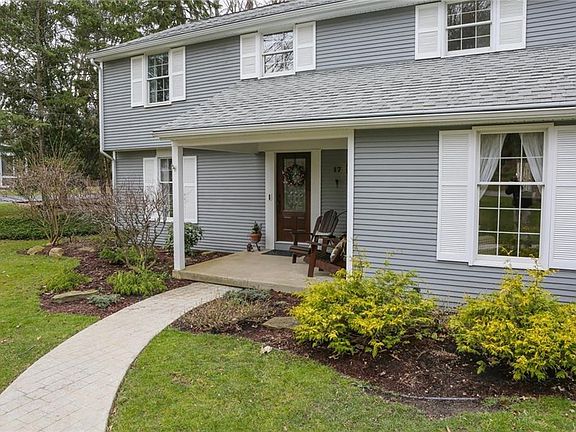 2nd image of 17 Timberlake Dr