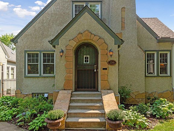 2nd image of 3346 Xerxes Ave N