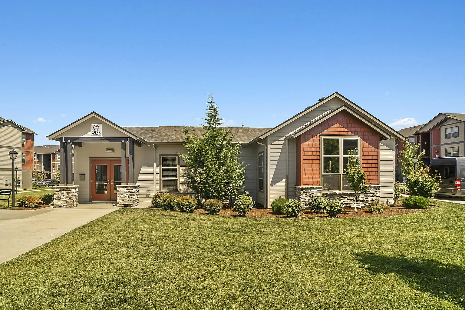 4935 Bates St SE #4980-301 photo 1