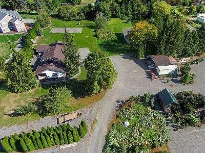 5th image of 8028 196th Ave NE