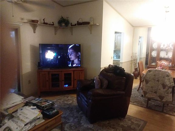 4th image of 3104 Curry Woods Cir