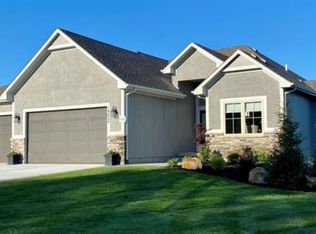 16955 S Elmridge St, Olathe, KS 66062