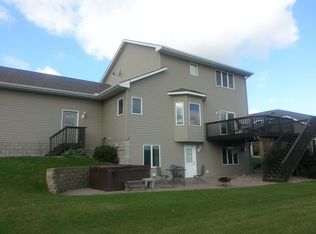 2228 Aspen Ln, North Mankato, MN 56003